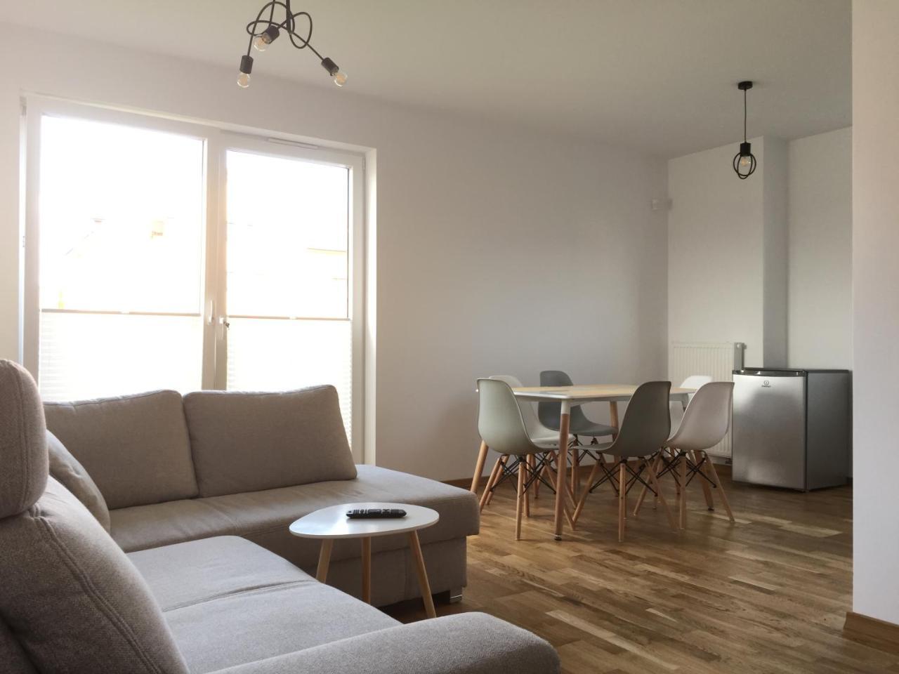 Apartamenty Diago 莱鲍 外观 照片